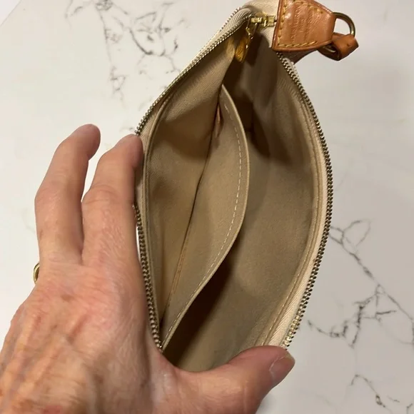 Louis Vuitton Damier Azur - Picture 5 of 7